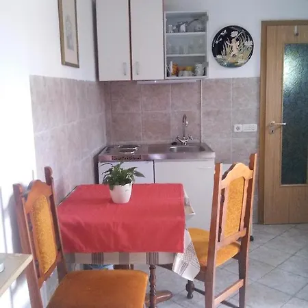 11152a Apartment Liznjan