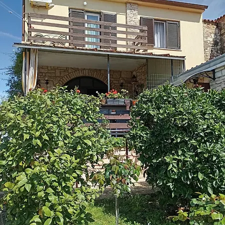 Apartment 11152a *